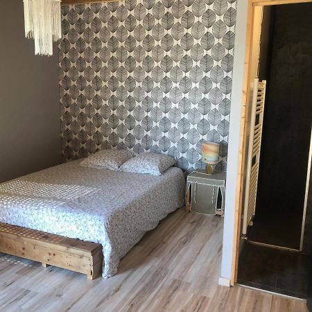 Le Montagnon Villa Lupe Eksteriør billede